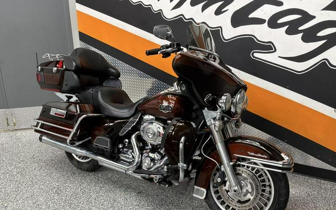2011 Harley-Davidson® FLHTCU - Ultra Classic® Electra Glide®