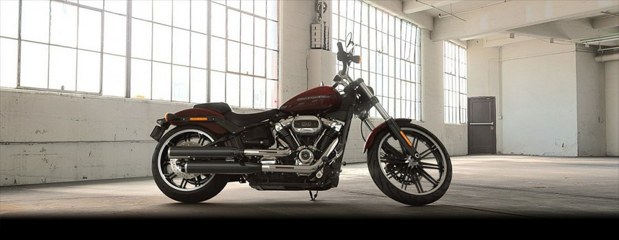 2018 Harley-Davidson® Breakout® 114 Twisted Cherry