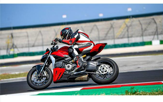 2024 Ducati Streetfighter V2