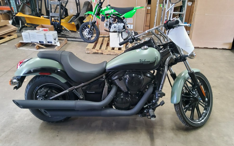 2023 Kawasaki Vulcan® 900 Custom