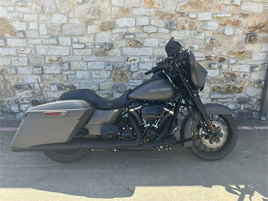 2019 Harley-Davidson Street Glide Special