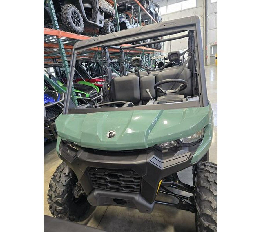2025 Can-Am® Defender MAX HD7