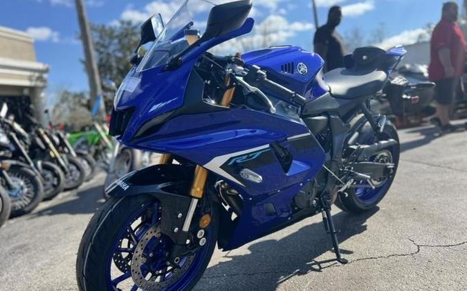 2025 Yamaha YZF-R7