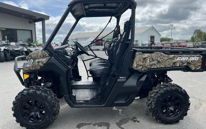 2023 Can-Am® Defender XT HD10 Mossy Oak Break-Up Country Camo