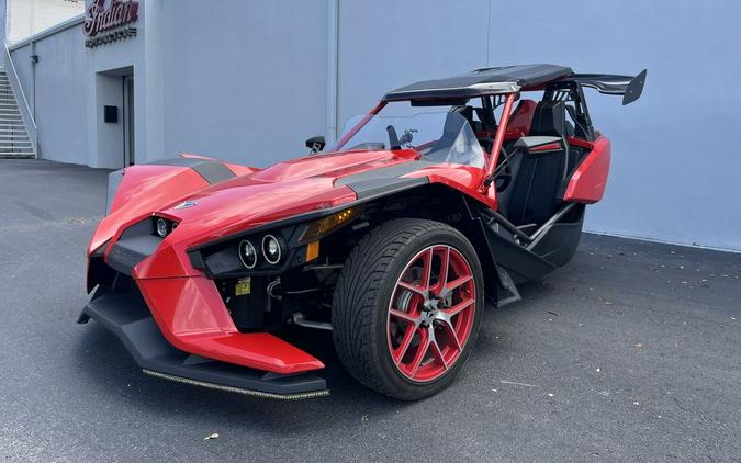 2016 Polaris Slingshot® Reverse Trike SL Red Pearl