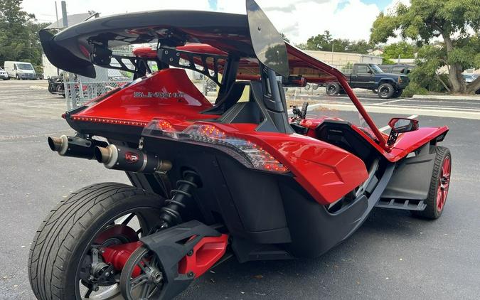 2016 Polaris Slingshot® Reverse Trike SL Red Pearl