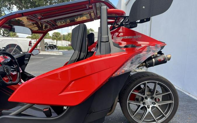 2016 Polaris Slingshot® Reverse Trike SL Red Pearl