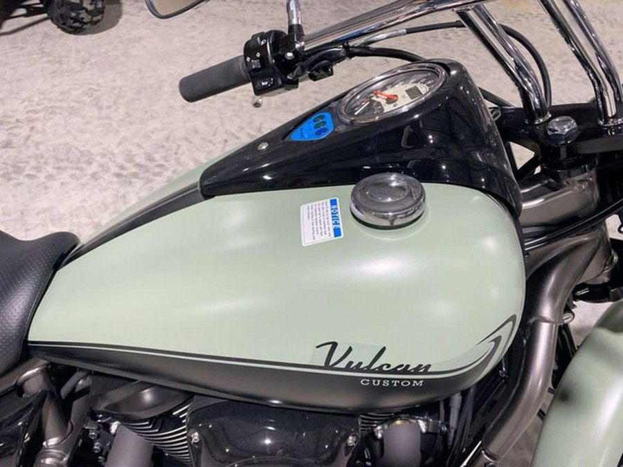 2023 Kawasaki Vulcan® 900 Custom