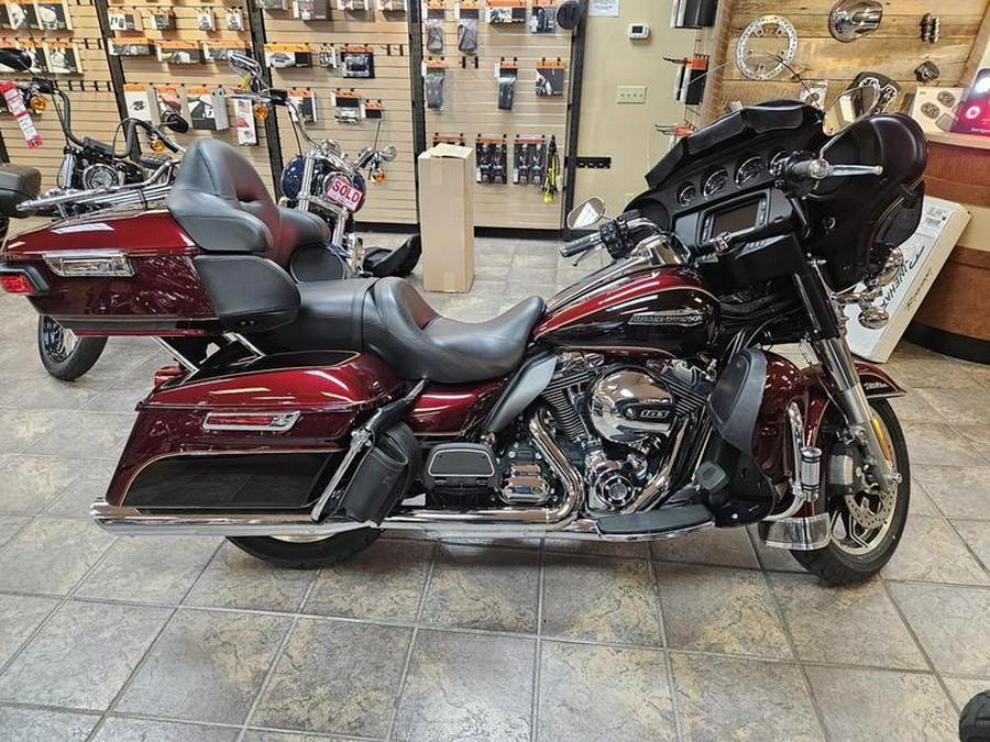 2015 Harley-Davidson® FLHTCU - Electra Glide® Ultra Classic®