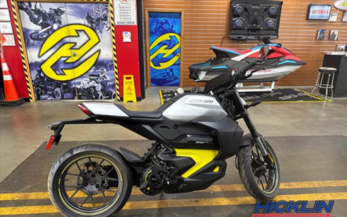 2025 Can-Am Pulse '73