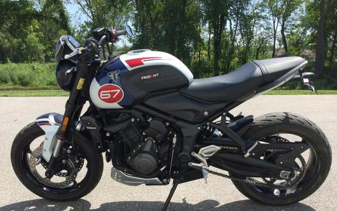 2025 Triumph Trident 660 Triple Tribute Edition Snowdonia White