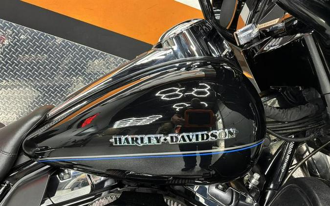 2015 Harley-Davidson® FLHTK - Ultra Limited