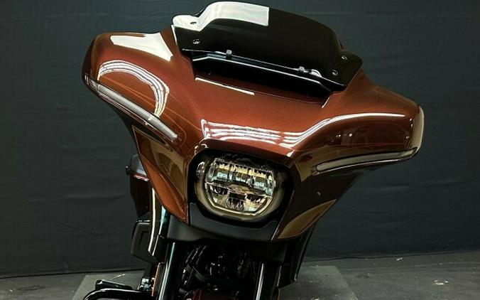 Harley-Davidson CVO™ Street Glide® 2024 FLHXSE COPPERHEAD