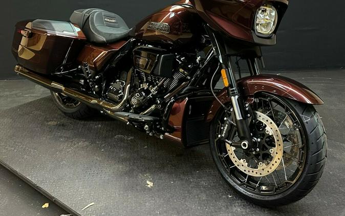 Harley-Davidson CVO™ Street Glide® 2024 FLHXSE COPPERHEAD