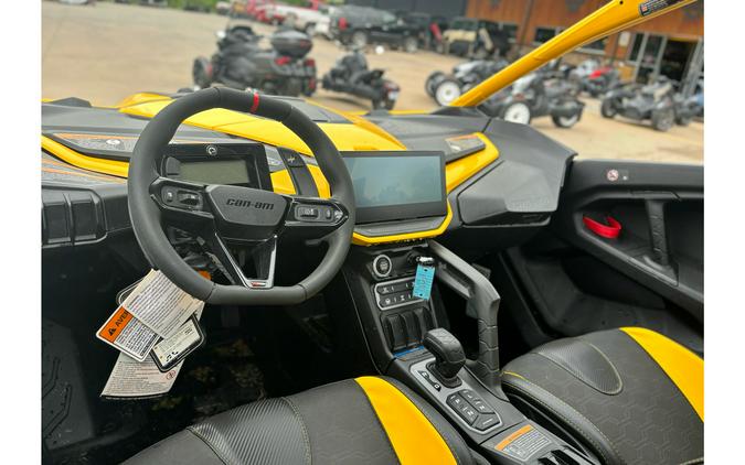 2024 Can-Am Maverick R X RS