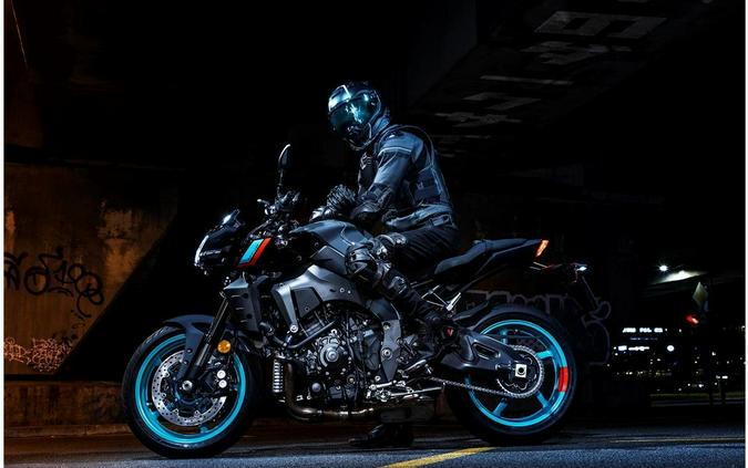 2023 Yamaha MT-10 IN STOCK AND ON THE FLOOR!!!