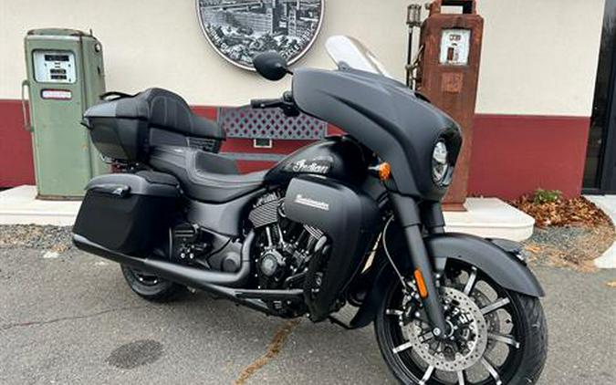 2024 Indian Motorcycle Roadmaster® Dark Horse® with PowerBand Audio Package