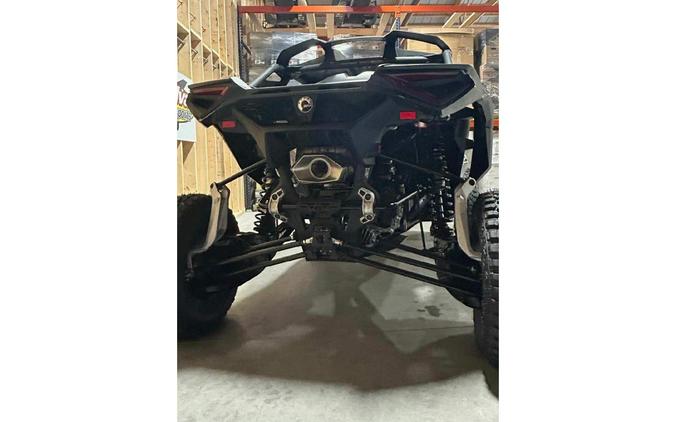 2024 Can-Am Maverick R X RS 999T DCT Black