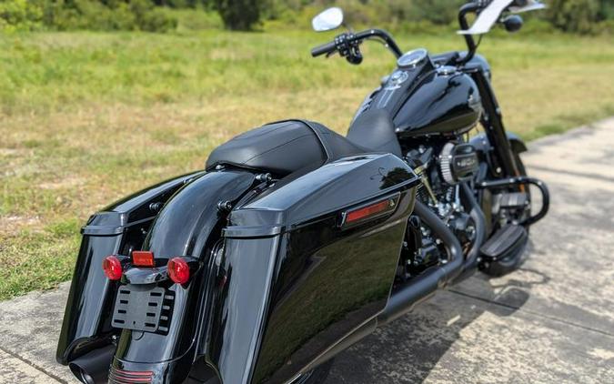 2024 Harley-Davidson® FLHRXS - Road King® Special