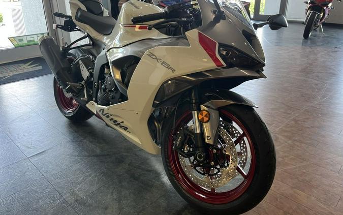 2025 Kawasaki Ninja® ZX™-6R ABS