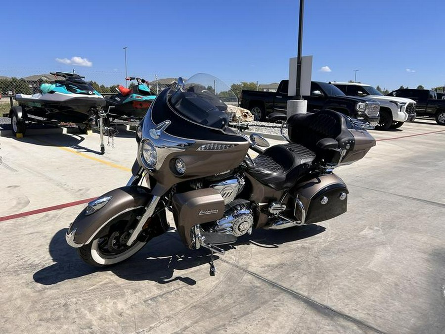 2019 Indian Motorcycle® Roadmaster® Polished Bronze / Thunder Black