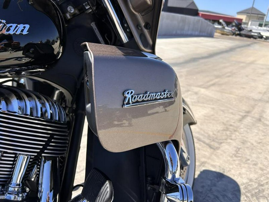 2019 Indian Motorcycle® Roadmaster® Polished Bronze / Thunder Black