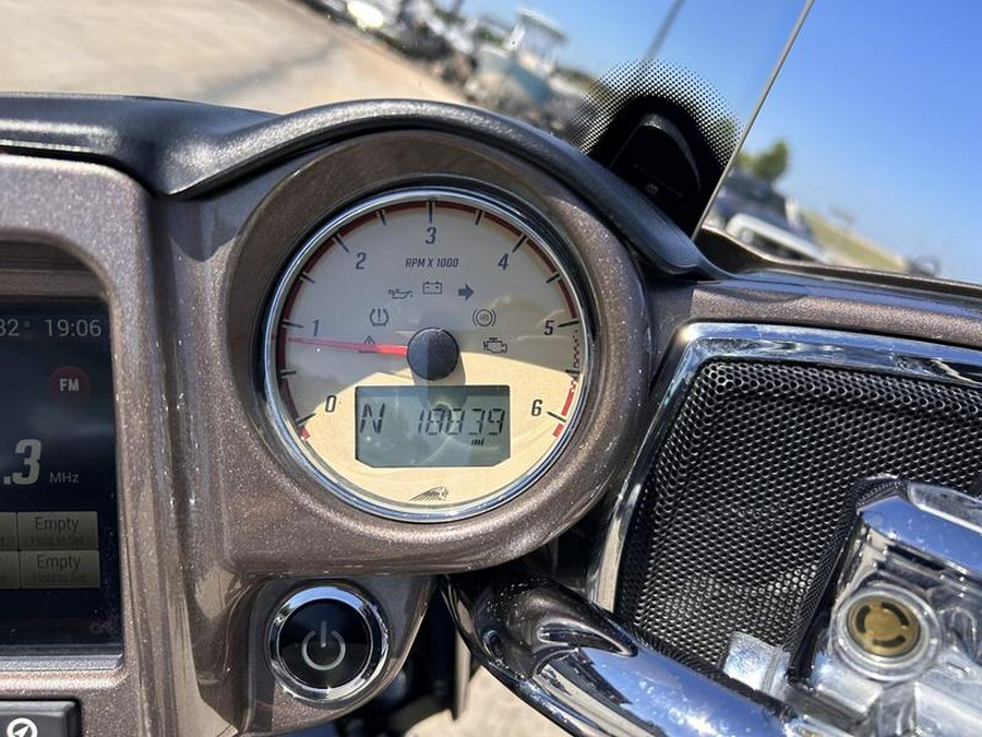 2019 Indian Motorcycle® Roadmaster® Polished Bronze / Thunder Black