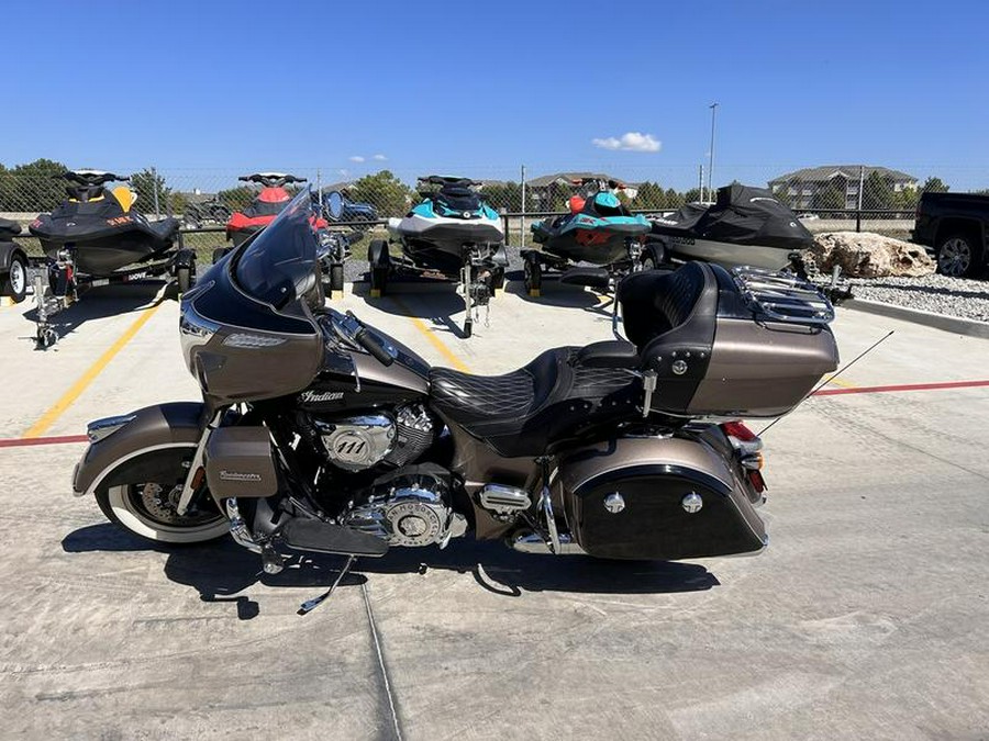 2019 Indian Motorcycle® Roadmaster® Polished Bronze / Thunder Black