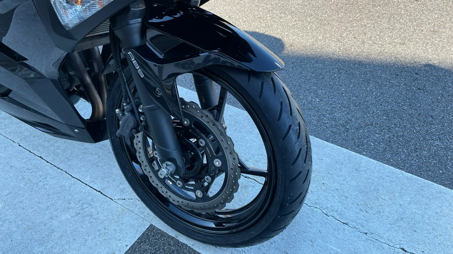 2020 Kawasaki Ninja® 400 ABS