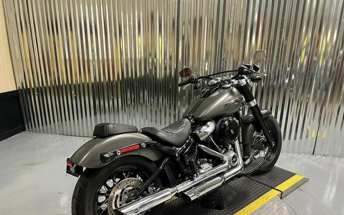 2018 Harley-Davidson Softail FLSL - Softail Slim