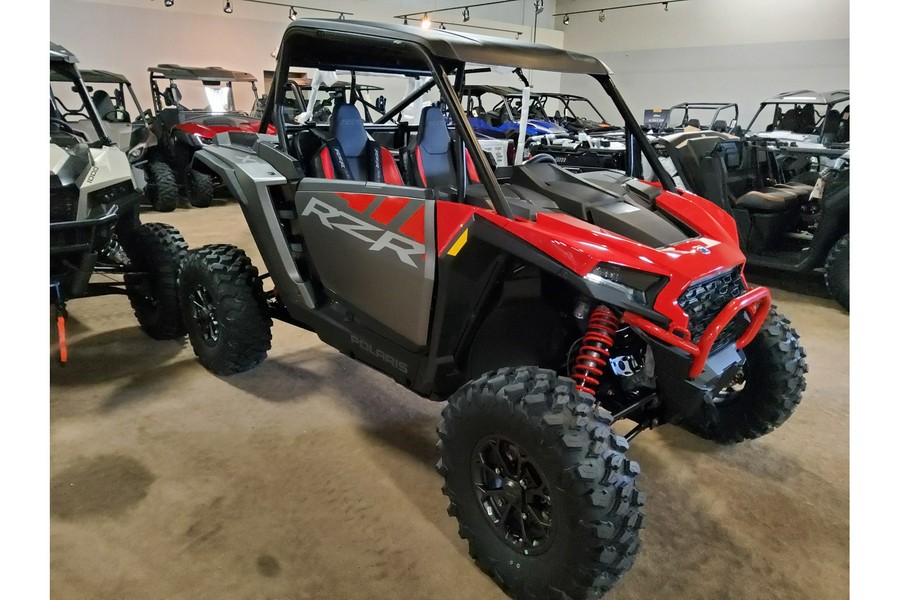 2024 Polaris Industries RZR XP 1000 Ultimate Indy Red