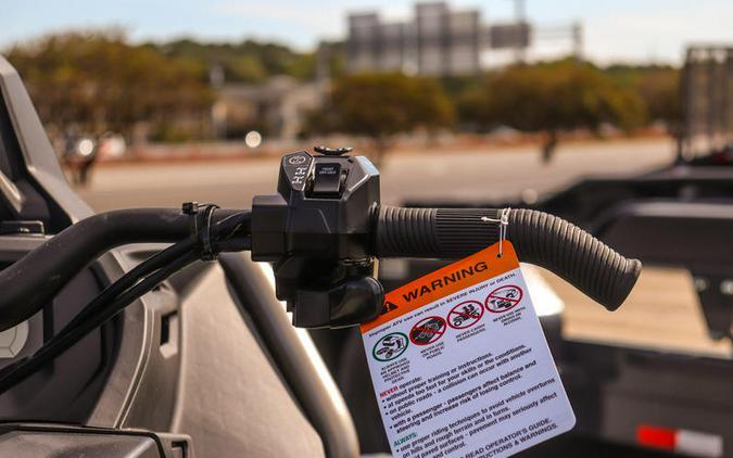 2026 Can-Am® Outlander X mr 1000R Granite Grey