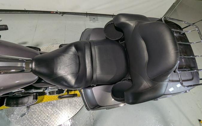 2014 Harley-Davidson® Ultra Limited Two-Tone Charcoal Pearl/Vivid Black