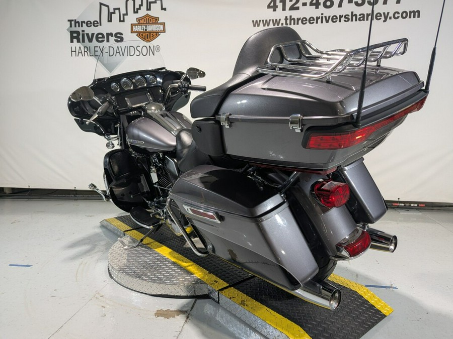 2014 Harley-Davidson® Ultra Limited Two-Tone Charcoal Pearl/Vivid Black