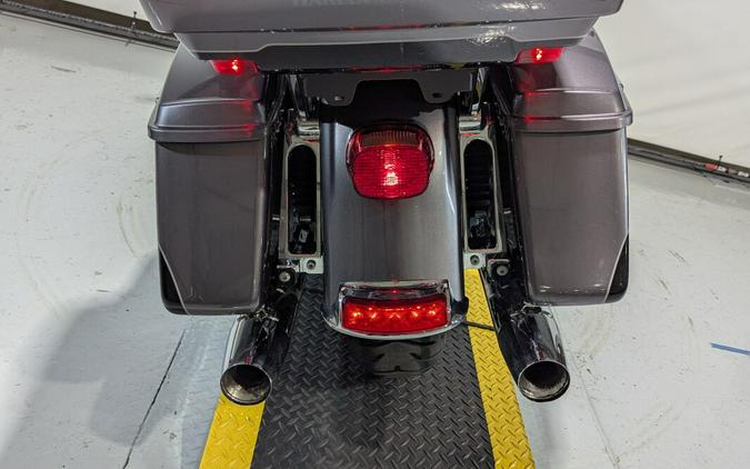 2014 Harley-Davidson® Ultra Limited Two-Tone Charcoal Pearl/Vivid Black