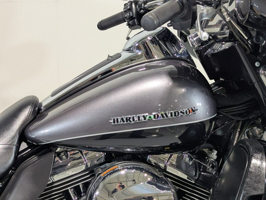 2014 Harley-Davidson® Ultra Limited Two-Tone Charcoal Pearl/Vivid Black