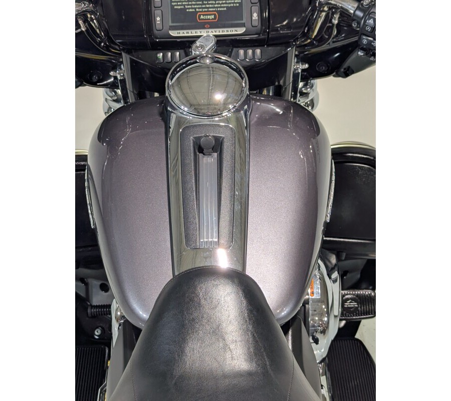 2014 Harley-Davidson® Ultra Limited Two-Tone Charcoal Pearl/Vivid Black