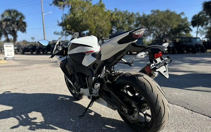 2027 Honda CBR1000RR