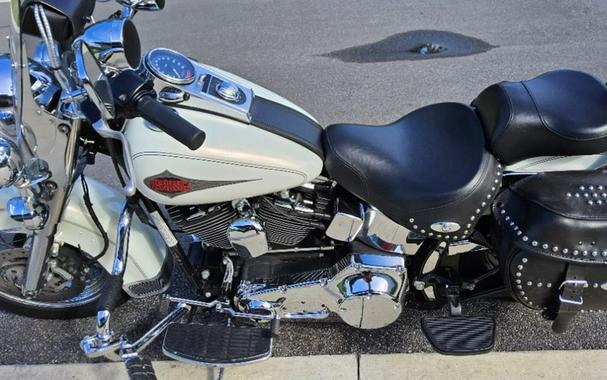 2000 Harley-Davidson FLSTC Heritage Softail® Classic