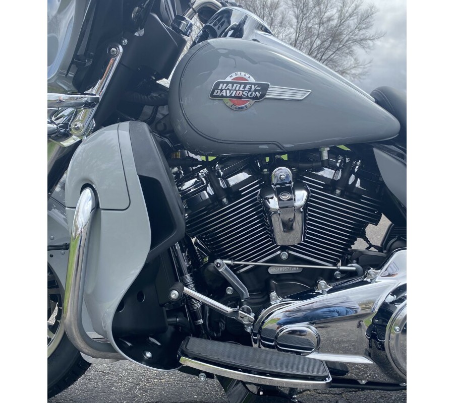 2024 Harley-Davidson Tri Glide Ultra Billiard Gray