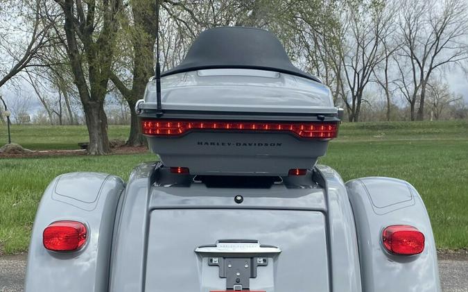 2024 Harley-Davidson Tri Glide Ultra Billiard Gray