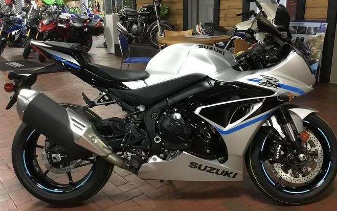 2025 Suzuki GSX-R1000