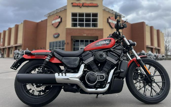 2026 Harley-Davidson® RH975 Nightster® Blood Orange