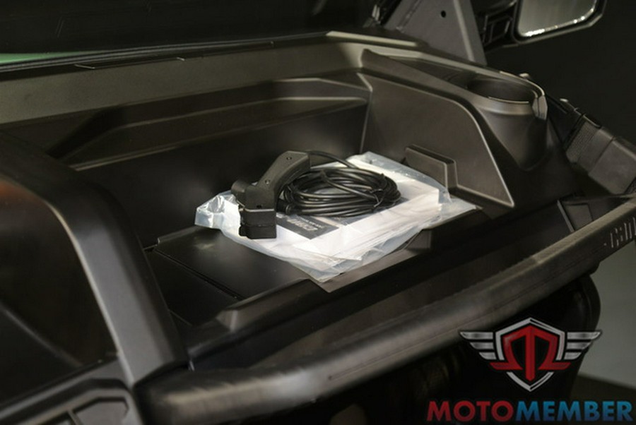 2025 Can-Am Defender DPS HD9 Compass Green