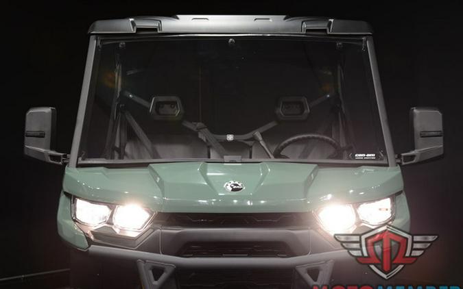 2025 Can-Am Defender DPS HD9 Compass Green