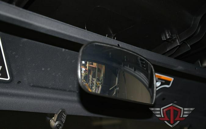 2025 Can-Am Defender DPS HD9 Compass Green