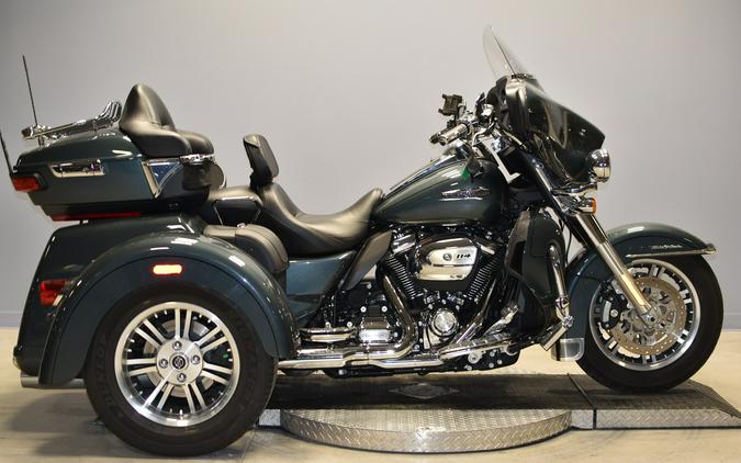 2020 Harley-Davidson Tri Glide Ultra FLHTCUTG