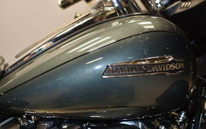 2020 Harley-Davidson Tri Glide Ultra FLHTCUTG