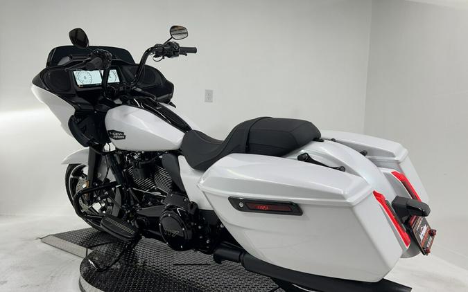 FLTRX 2024 Road Glide®