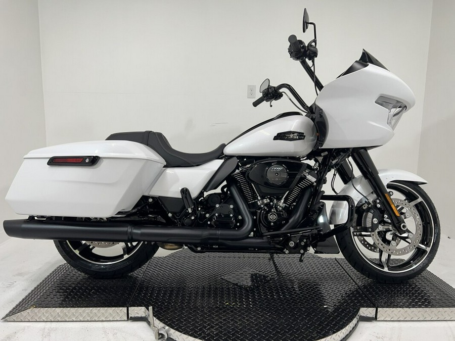 FLTRX 2024 Road Glide®